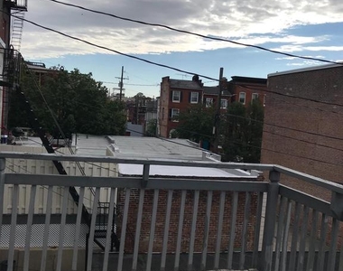 1923 E Pratt St - Photo Thumbnail 10