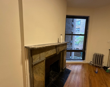 152 East 84th Street - Photo Thumbnail 1