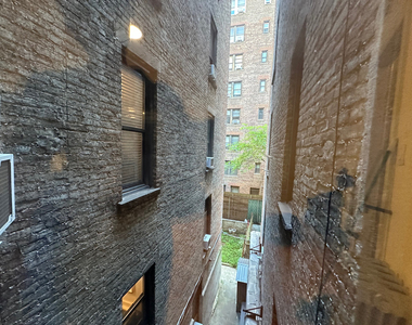 152 East 84th Street - Photo Thumbnail 3