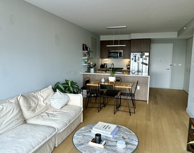 311 11th Avenue - Photo Thumbnail 4