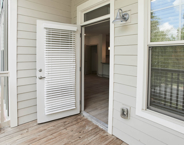 4416 Holly Springs Parkway - Photo Thumbnail 11