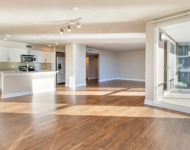 13900 Fiji Way - Photo Thumbnail 7