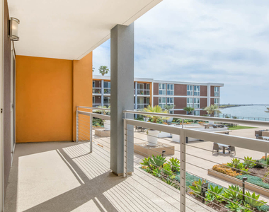 13900 Fiji Way - Photo Thumbnail 12