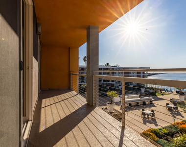 13900 Fiji Way - Photo Thumbnail 10