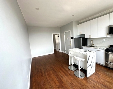 43-7 31st Avenue - Photo Thumbnail 1