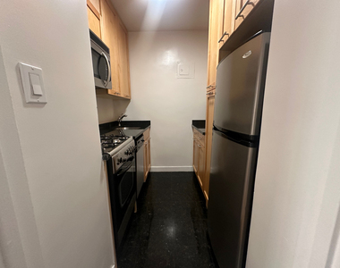 145 4th Avenue - Photo Thumbnail 7