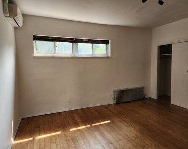 72-6 Austin Street - Photo Thumbnail 6