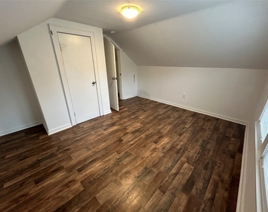 710 N. Rogers Ave - Photo Thumbnail 10