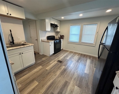 710 N. Rogers Ave - Photo Thumbnail 3