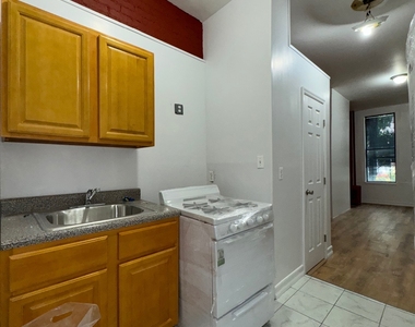 307 East 119th Street - Photo Thumbnail 5