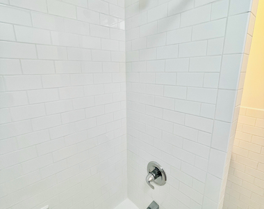 80 Cranberry Street - Photo Thumbnail 4