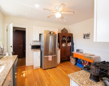 55 Franklin St - Photo Thumbnail 11