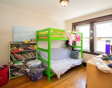55 Franklin St - Photo Thumbnail 6