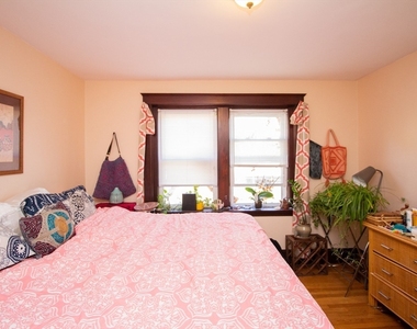 55 Franklin St - Photo Thumbnail 7