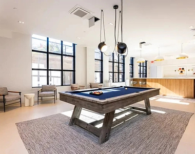 251 Front Street - Photo Thumbnail 14