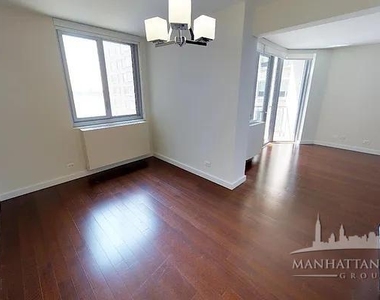 East 34th Street - Photo Thumbnail 6