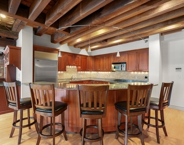 343 Commercial Street - Photo Thumbnail 13
