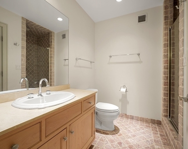 343 Commercial Street - Photo Thumbnail 19