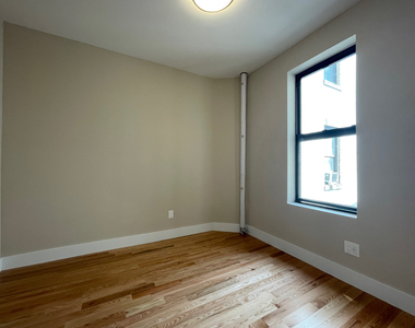 163rd and St Nicholas Avenue - Photo Thumbnail 4