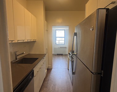 220 East 63rd Street - Photo Thumbnail 8