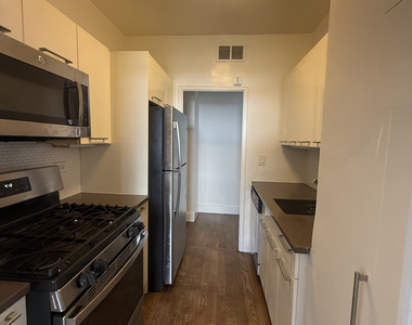 220 East 63rd Street - Photo Thumbnail 6