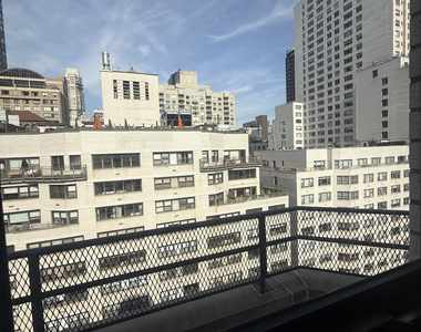 220 East 63rd Street - Photo Thumbnail 3