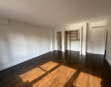 220 East 63rd Street - Photo Thumbnail 5