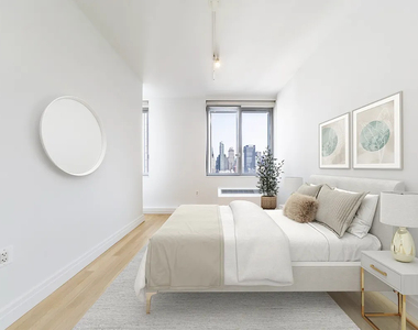 West 54th Street & 11th Avenue  - Photo Thumbnail 7