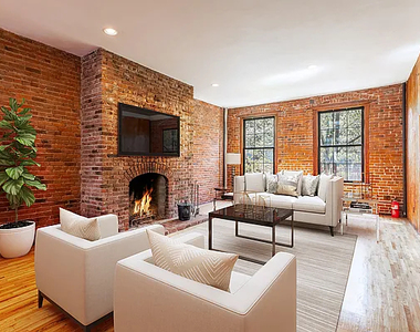 9 St Marks Place - Photo Thumbnail 2
