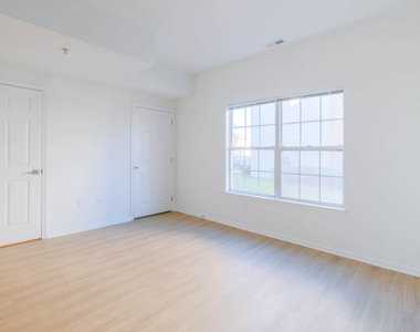 1300 Cook Lane - Photo Thumbnail 10