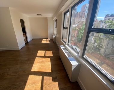  East 63rd Street - Photo Thumbnail 1