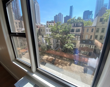  East 63rd Street - Photo Thumbnail 2