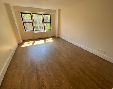  East 63rd Street - Photo Thumbnail 10