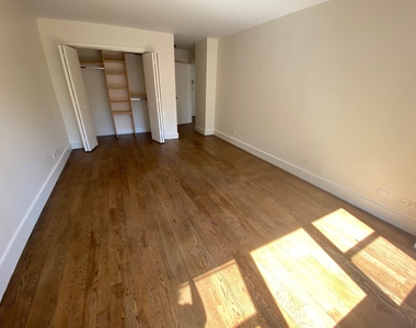  East 63rd Street - Photo Thumbnail 11