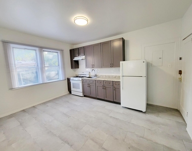 147-42 109th Ave - Photo Thumbnail 2