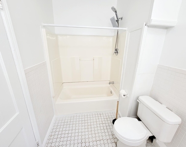 147-42 109th Ave - Photo Thumbnail 8