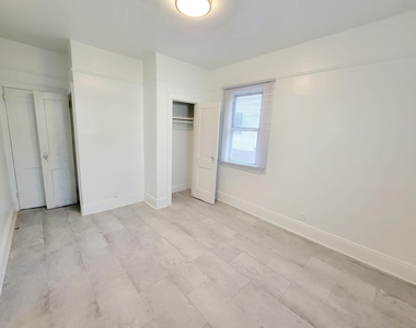 147-42 109th Ave - Photo Thumbnail 7