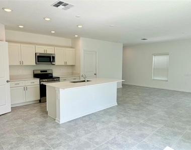 1727 Foreman Road - Photo Thumbnail 10