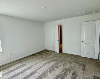 1727 Foreman Road - Photo Thumbnail 16