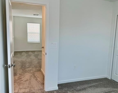 1727 Foreman Road - Photo Thumbnail 23
