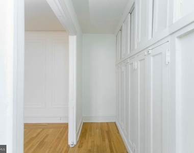 2102 Walnut Street - Photo Thumbnail 22