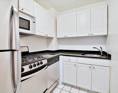 east 36th street - Photo Thumbnail 2