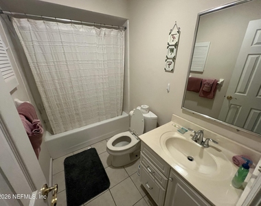1018 S 1st Street - Photo Thumbnail 19