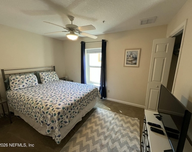 1018 S 1st Street - Photo Thumbnail 18