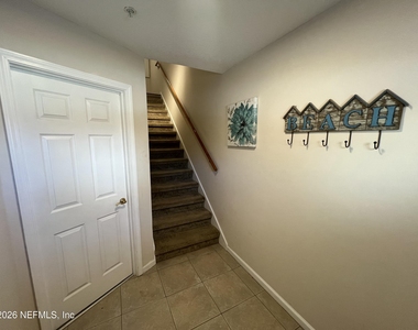 1018 S 1st Street - Photo Thumbnail 7