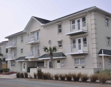 1018 S 1st Street - Photo Thumbnail 2