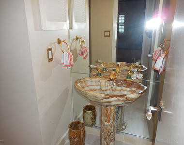 829 S 1st Street - Photo Thumbnail 12