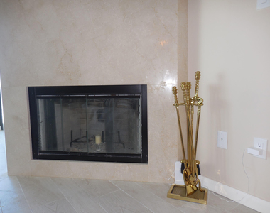 829 S 1st Street - Photo Thumbnail 6