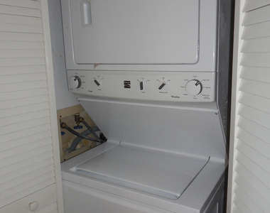 829 S 1st Street - Photo Thumbnail 14