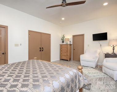 177 Goodman Road - Photo Thumbnail 5